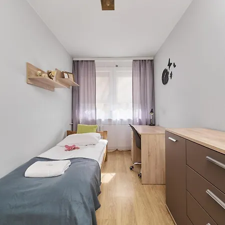 Lejlighed Wyszynskiego With Air Conditioning By Renters